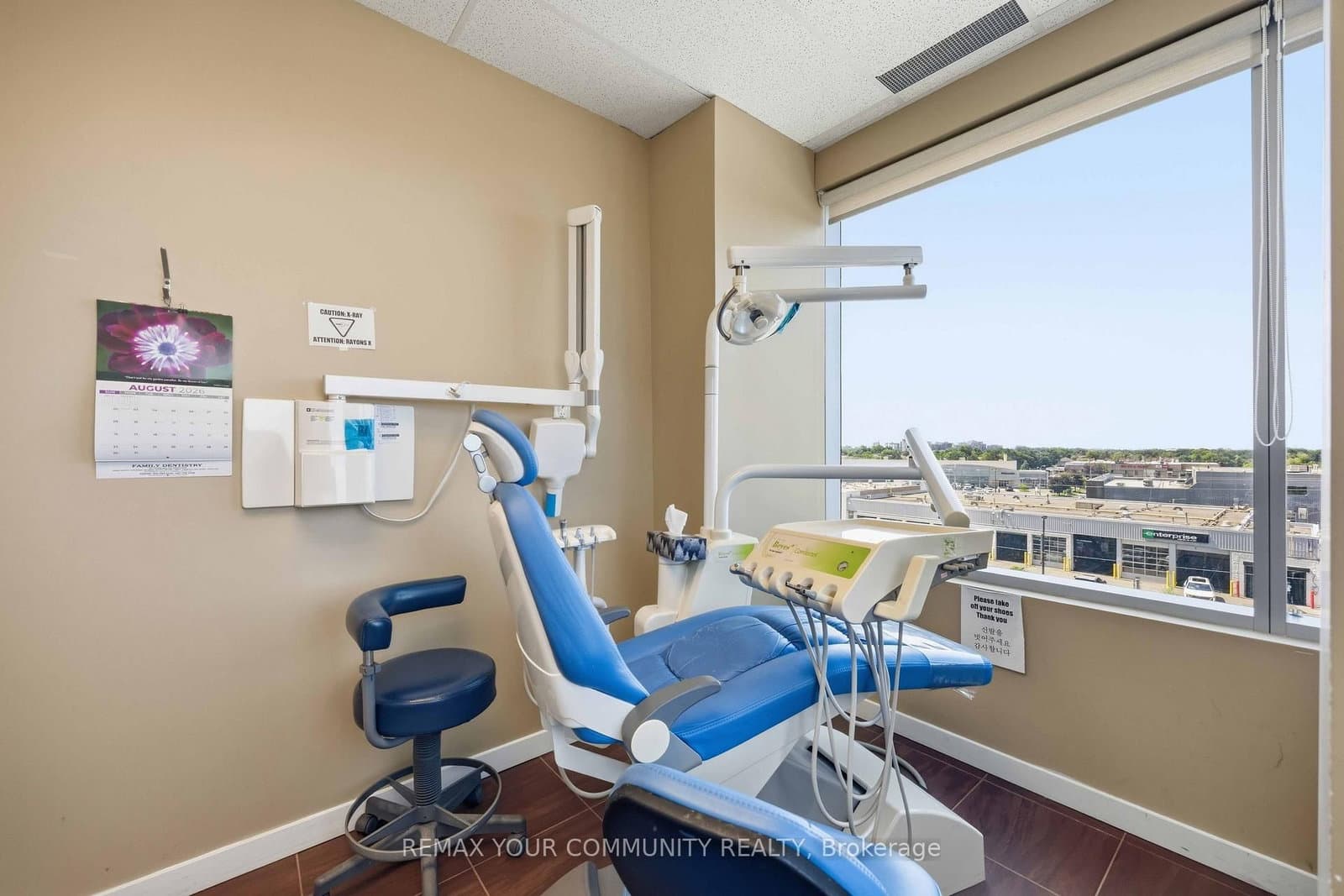 7191 Yonge Street, Unit 412 - Image 2