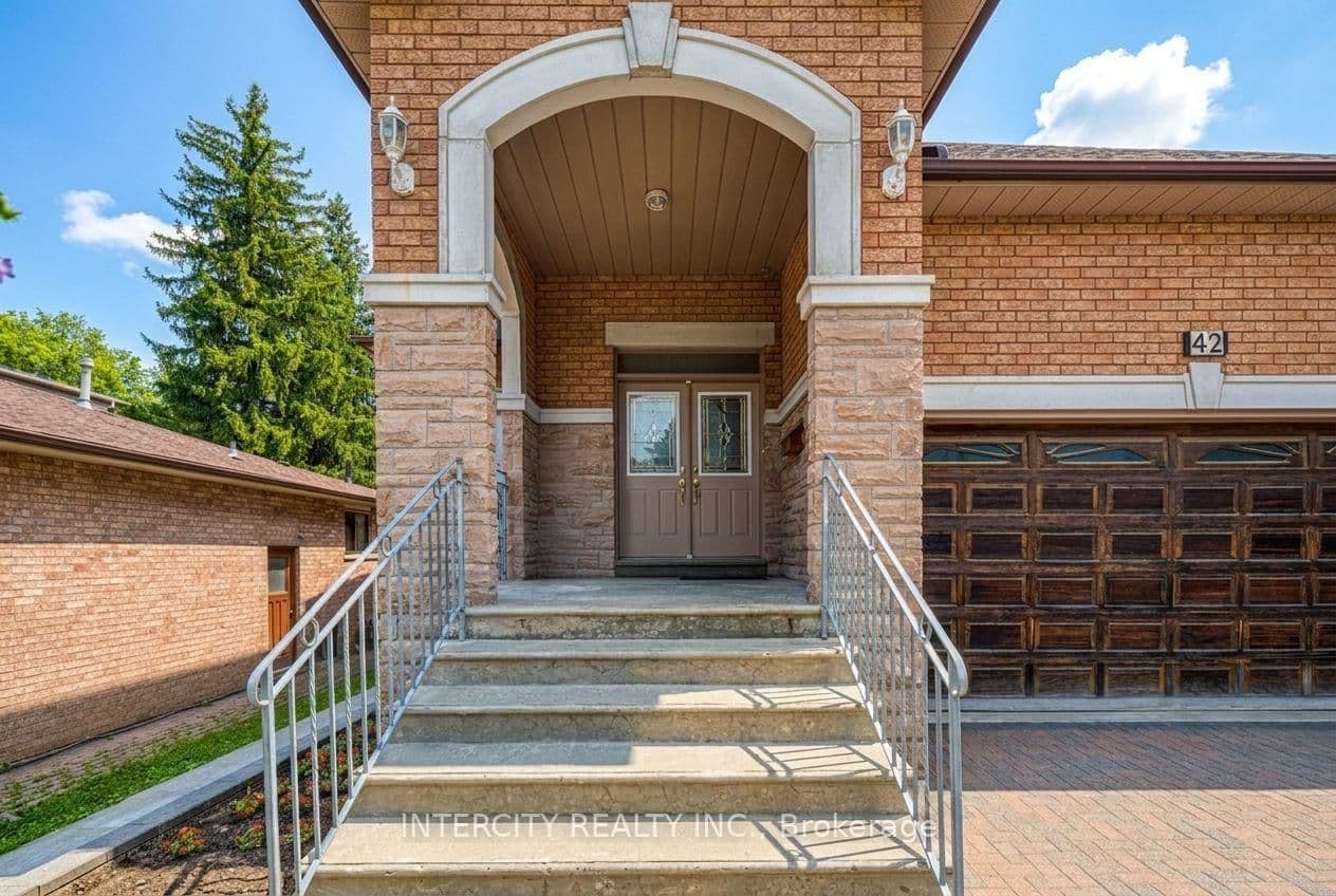 42 Oak Avenue - Image 6