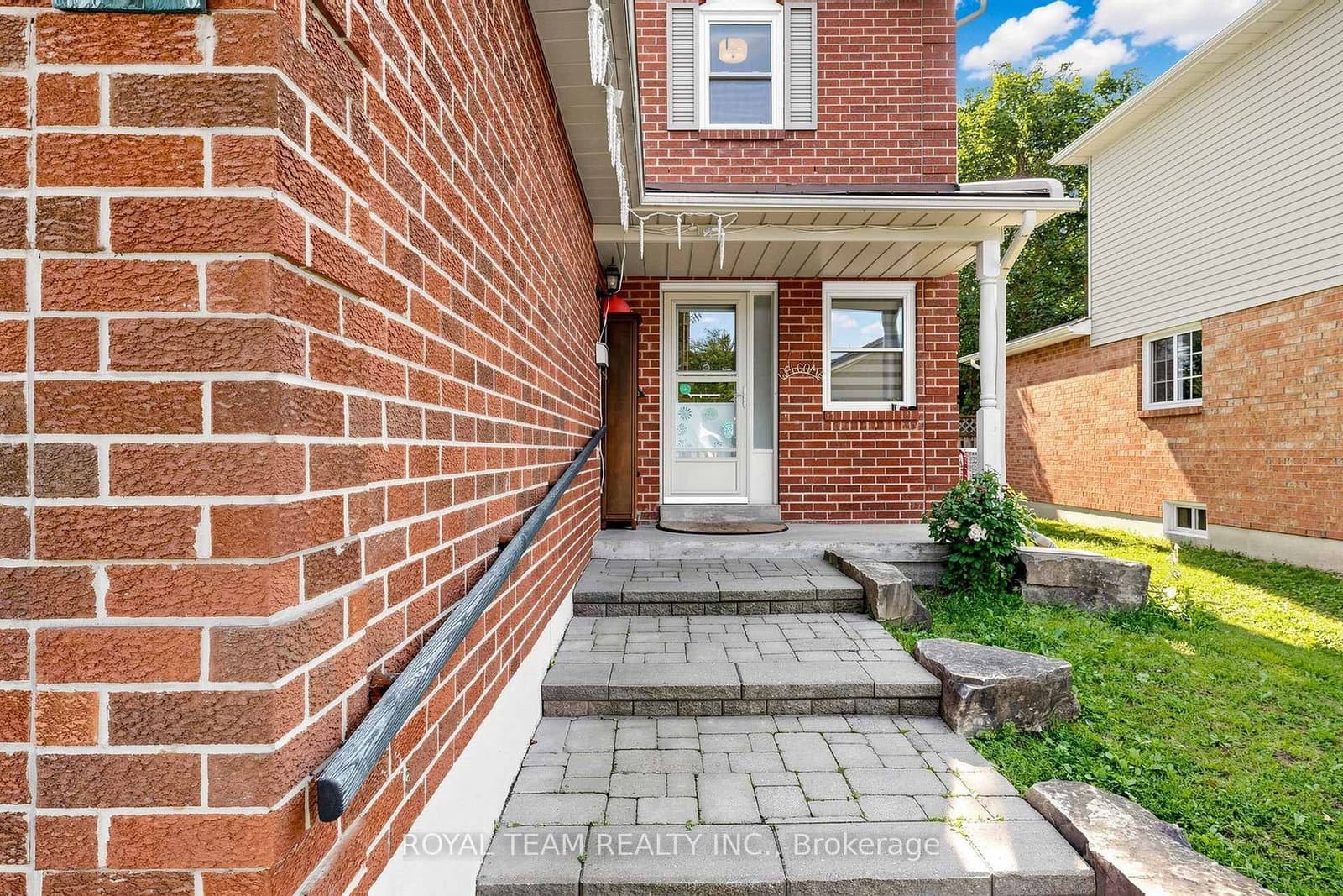 28 Ailsa Drive - Image 2