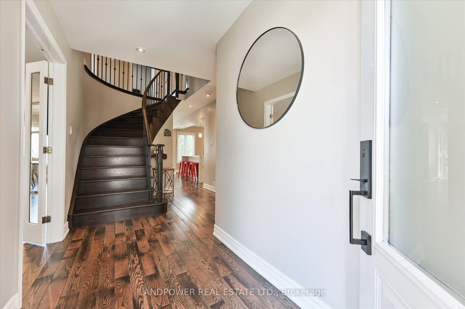 9 McCoy Court - Image 4