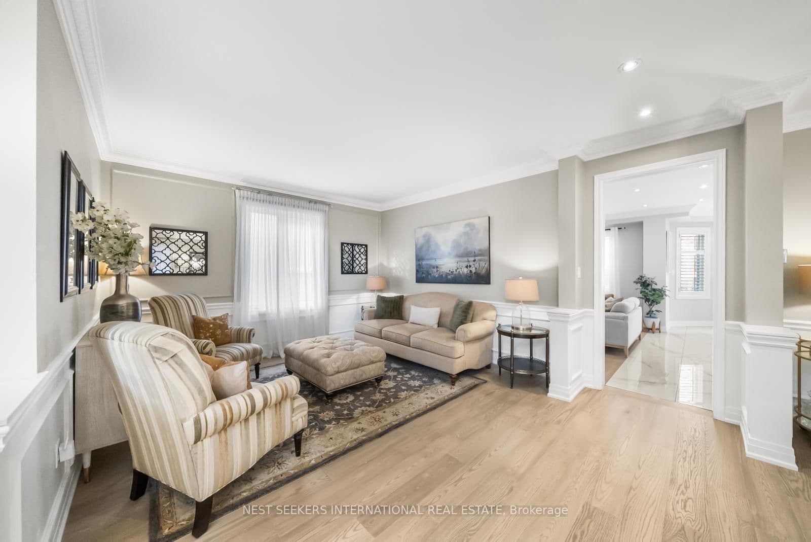 37 RAVINE EDGE Drive - Image 6