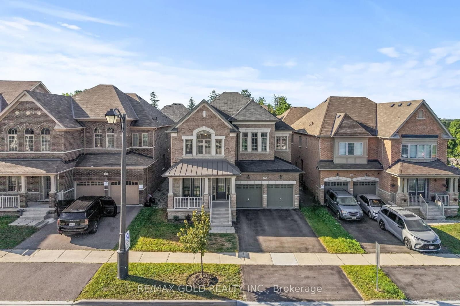 600 Mactier Drive - Image 2