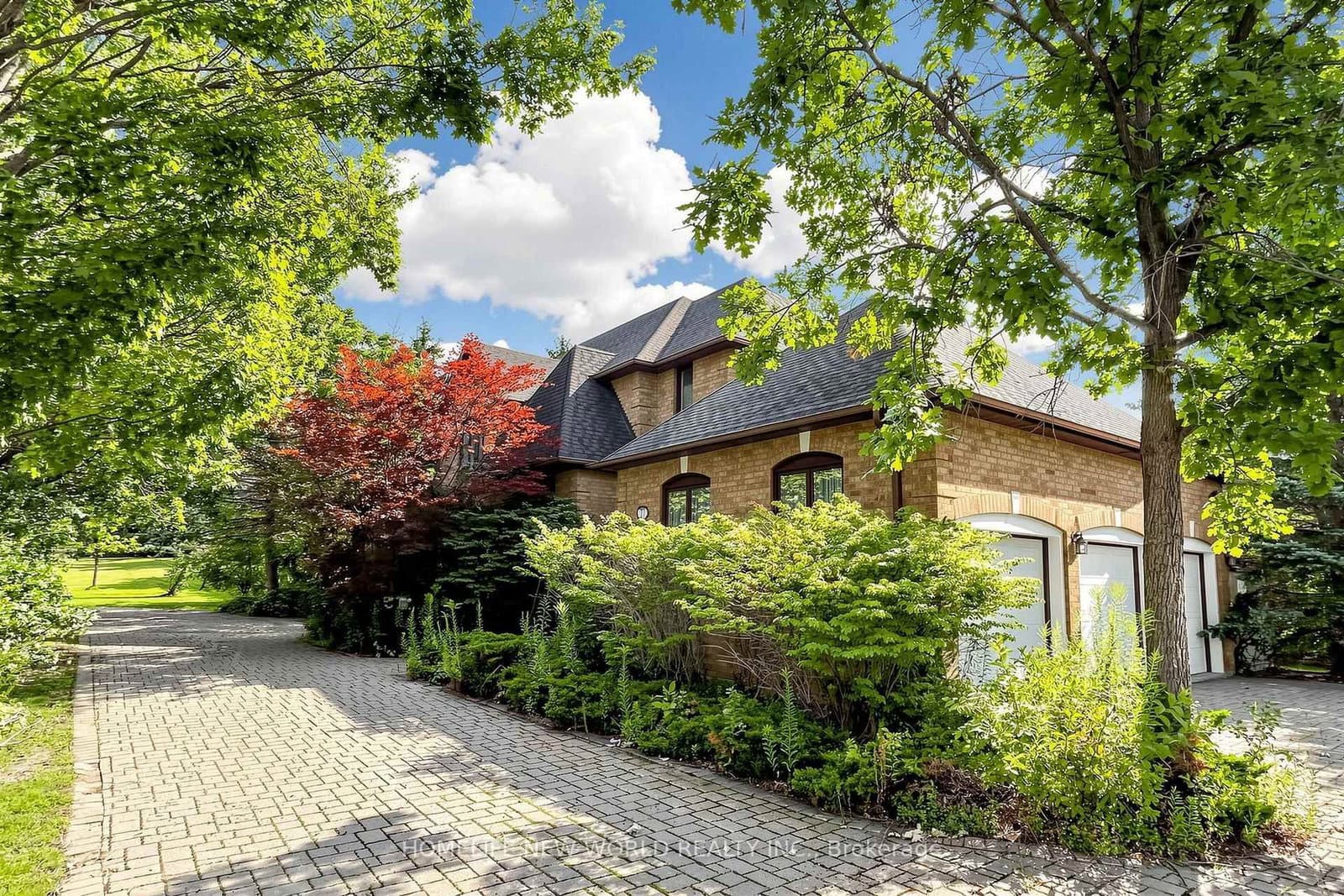 27 Walnut Glen Place - Image 3