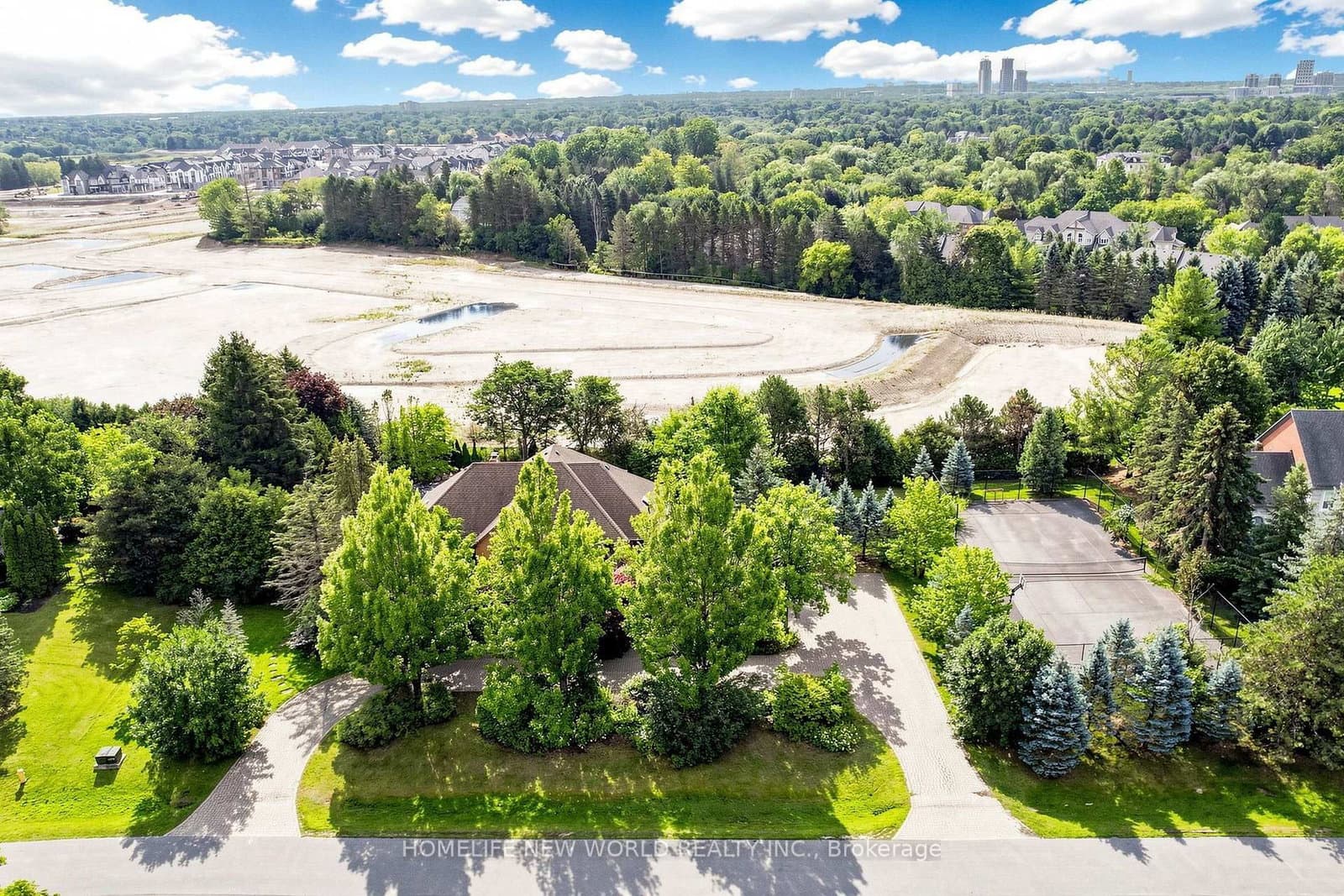 27 Walnut Glen Place - Image 6