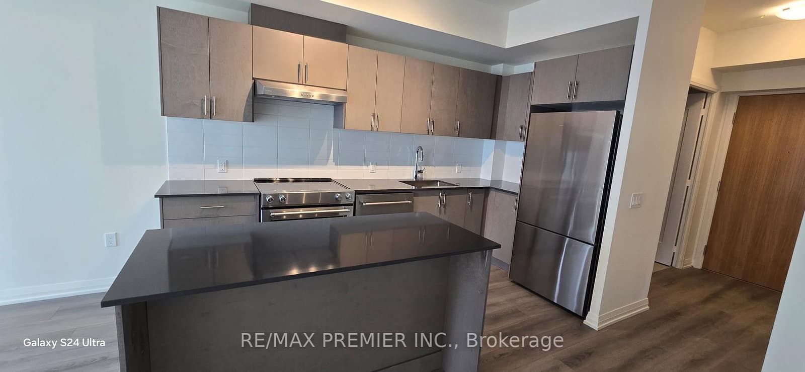 8960 Jane Street, Unit 1819 - Image 5