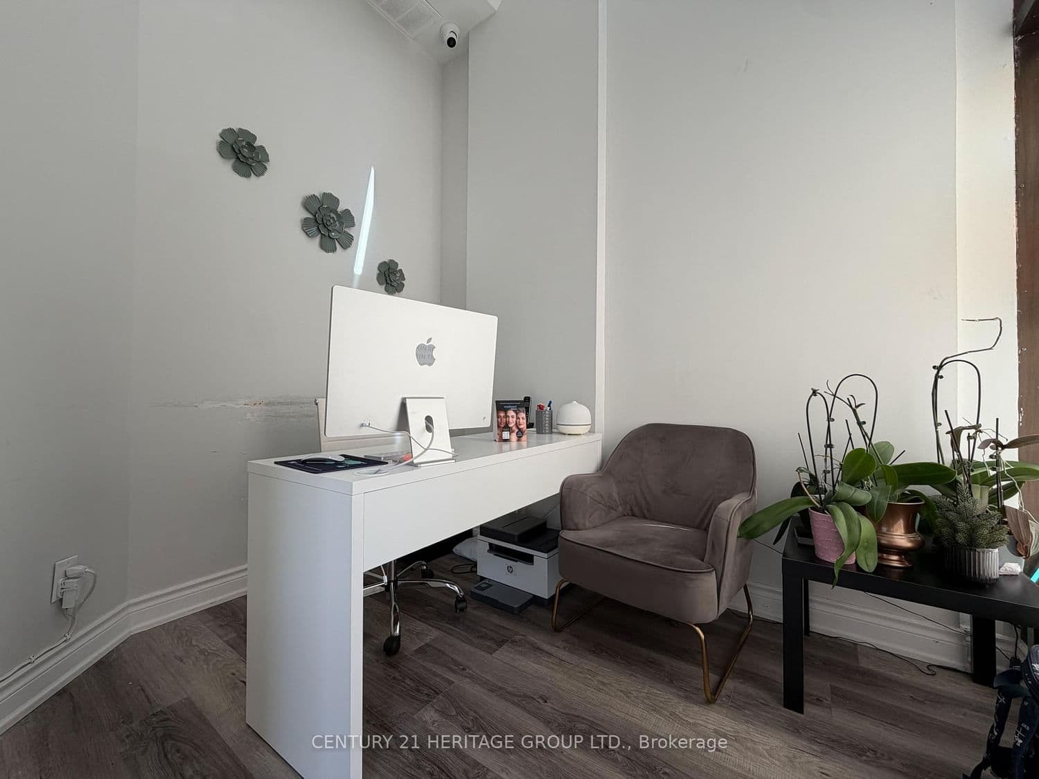 9737 Yonge Street, Unit 208 - Image 3