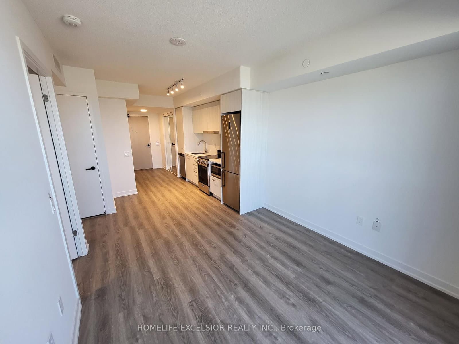 195 Commerce Street, Unit 2808 - Image 3