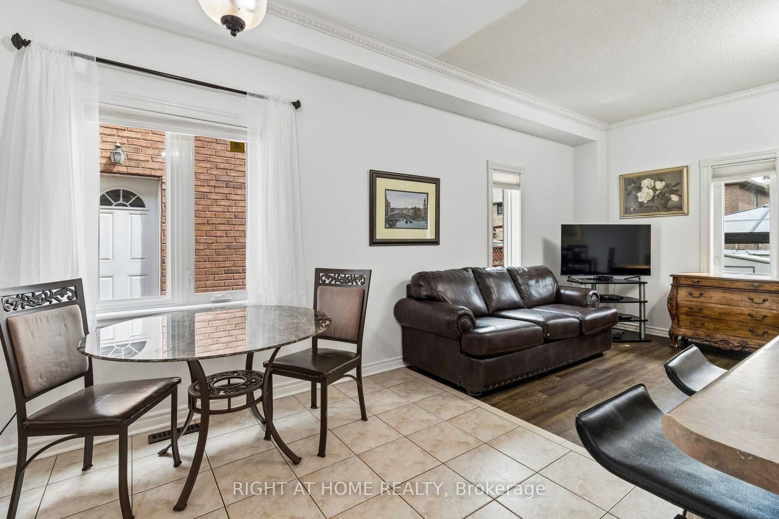 116 Nasir Crescent - Image 5