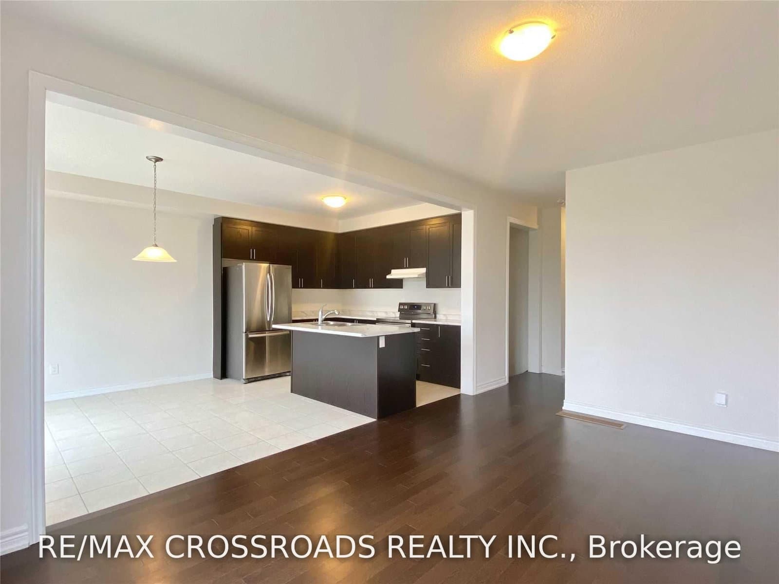 172 Decast Crescent - Image 4