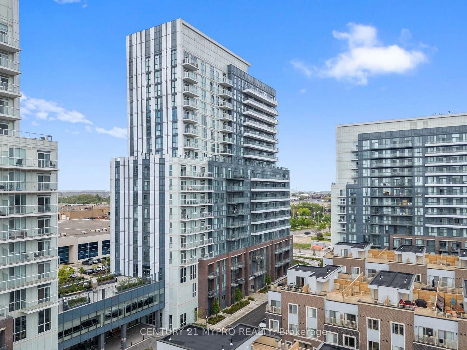 38 Honeycrisp Crescent, Unit 1021 - Image 1