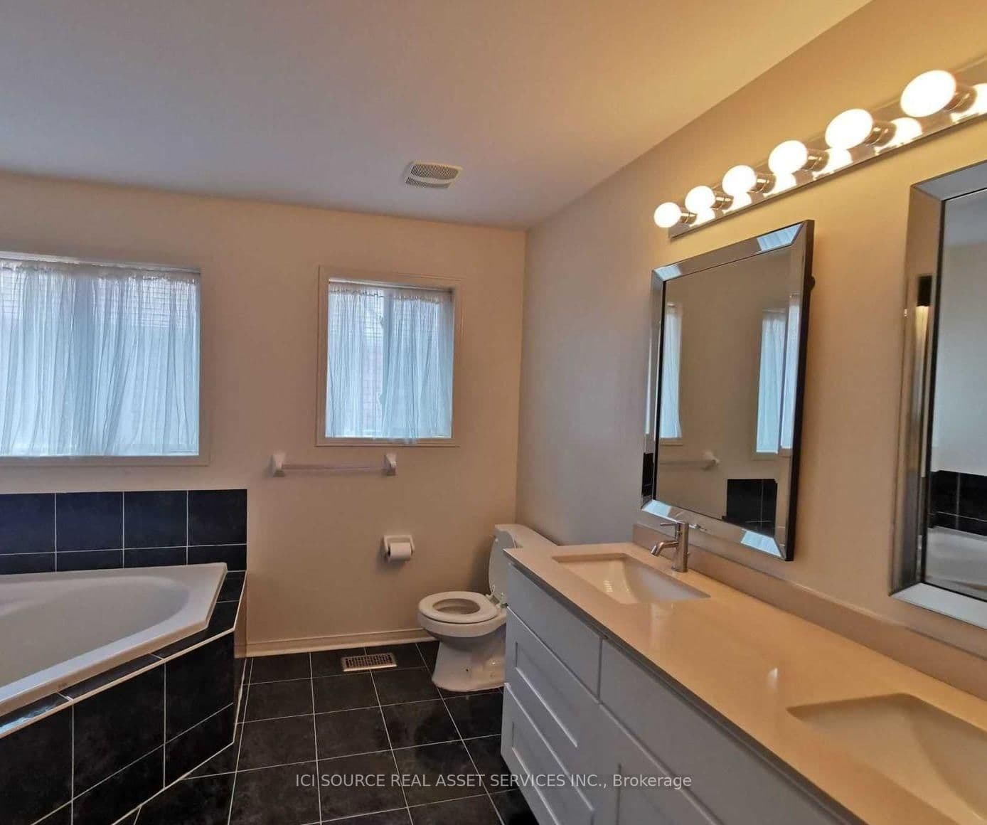 8 Maffey Crescent - Image 6