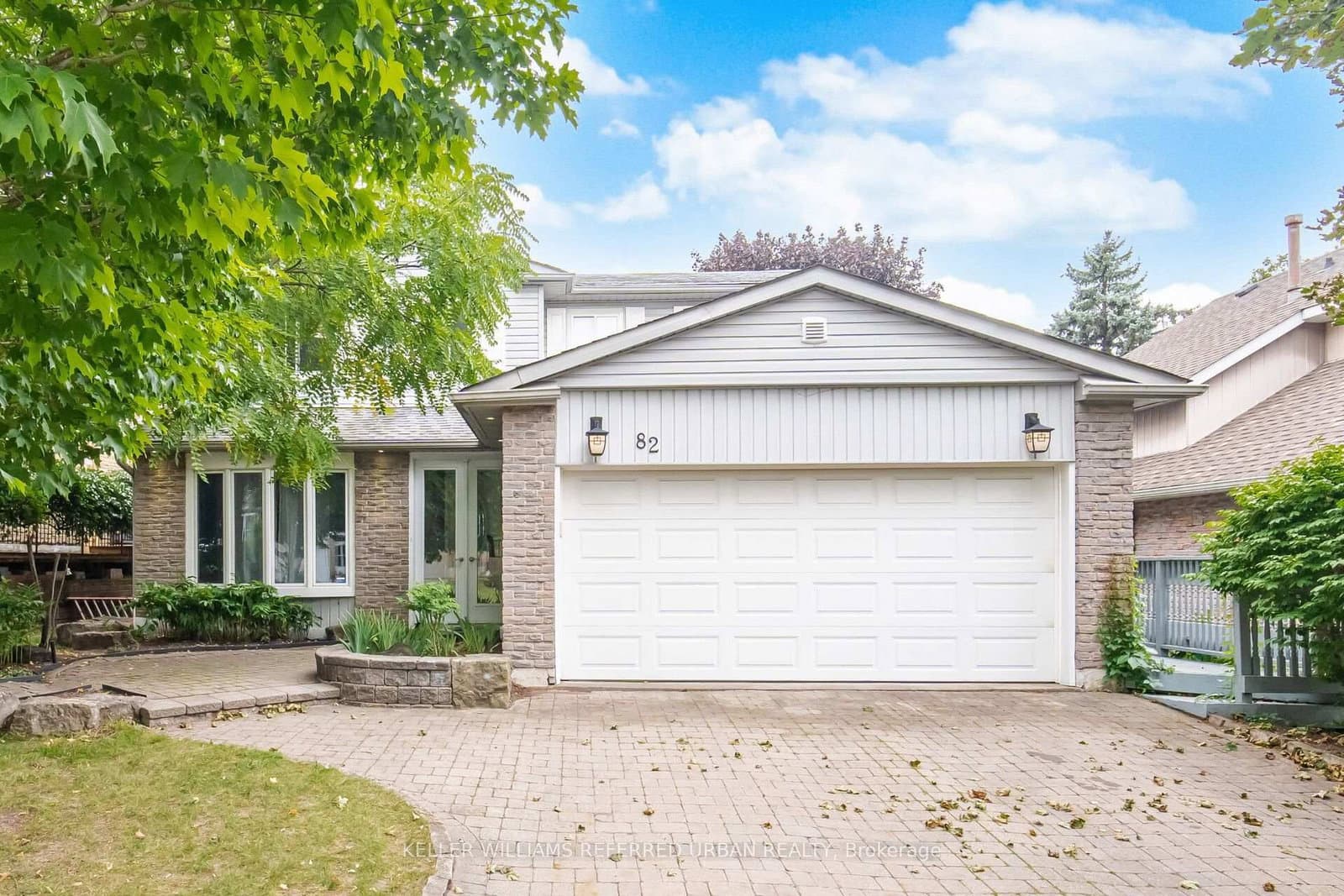 82 Eastman Crescent - Image 1