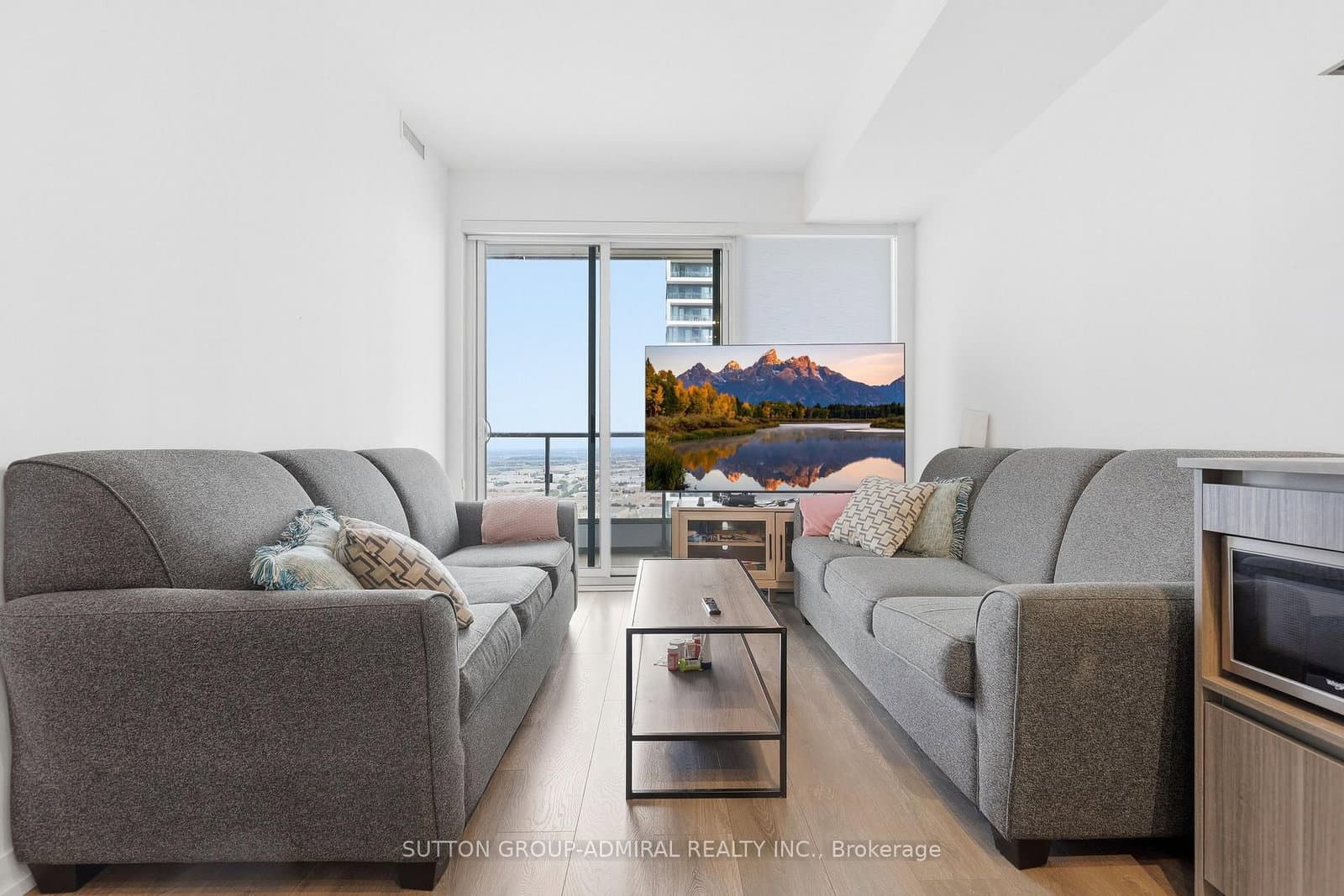5 Buttermill Avenue, Unit 3901 - Image 1