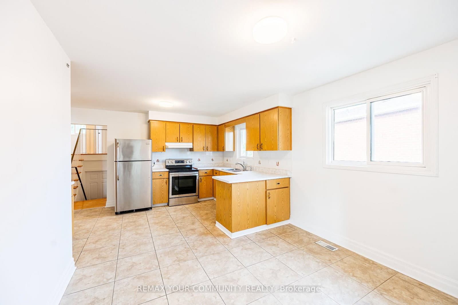 20 Terra Road, Unit UPPER - Image 3