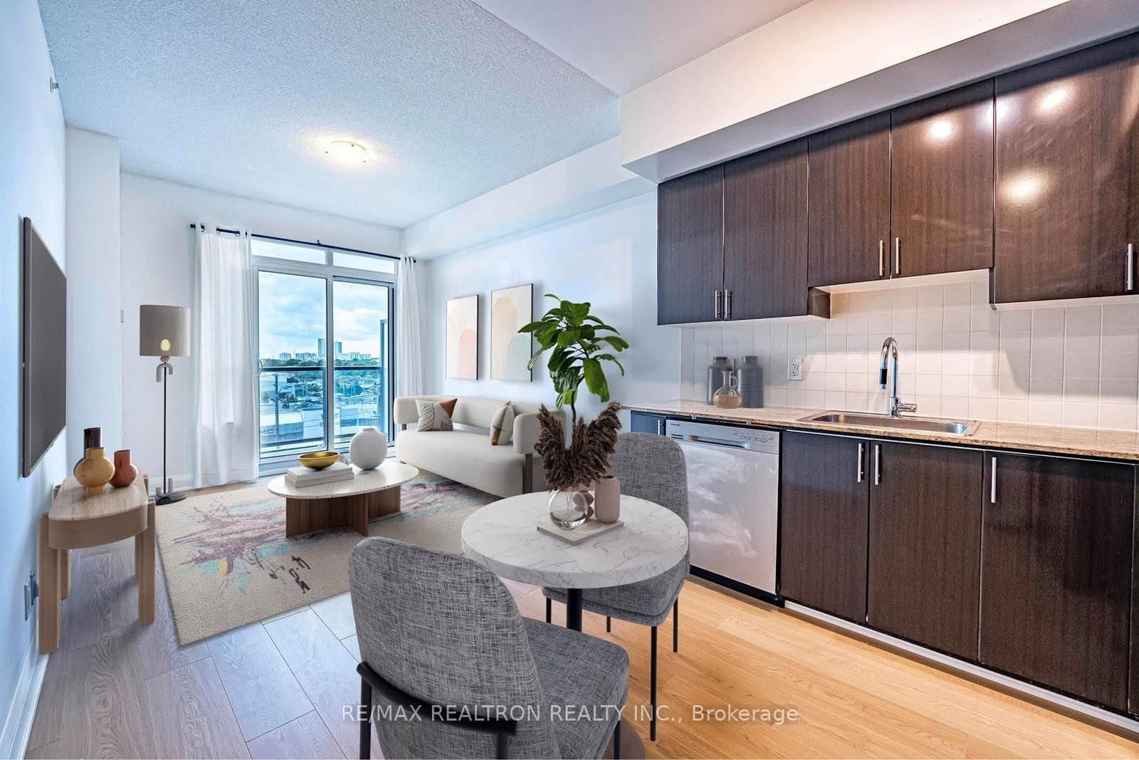 7161 Yonge Street, Unit 418 - Image 3