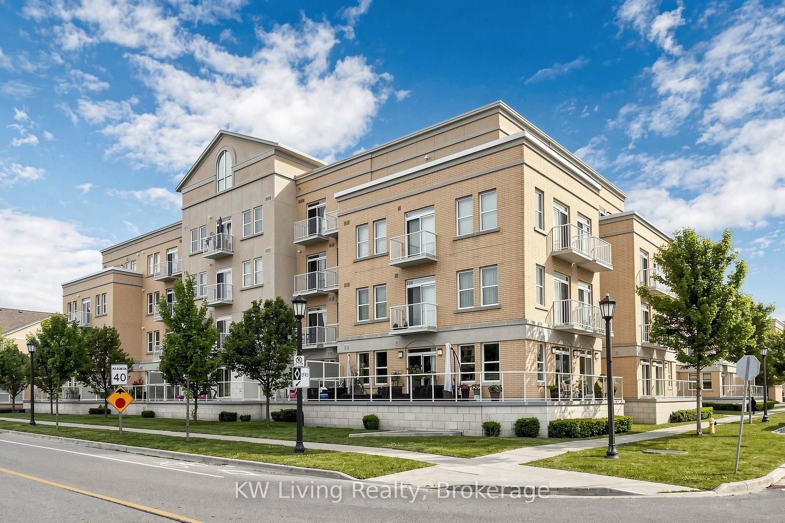 28 Prince Regent Street, Unit 314 - Image 2