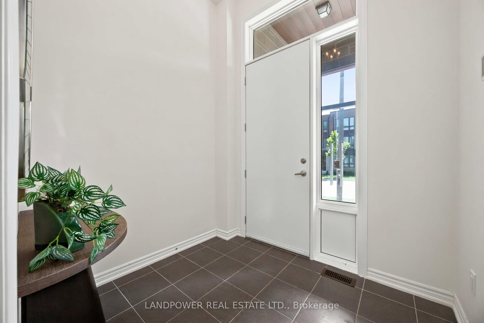 38 Lord Melborne Street - Image 4