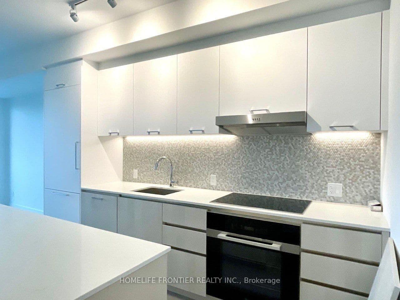 8188 Yonge Street, Unit 415 - Image 2