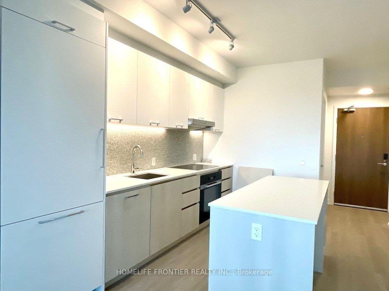 8188 Yonge Street, Unit 415 - Image 6