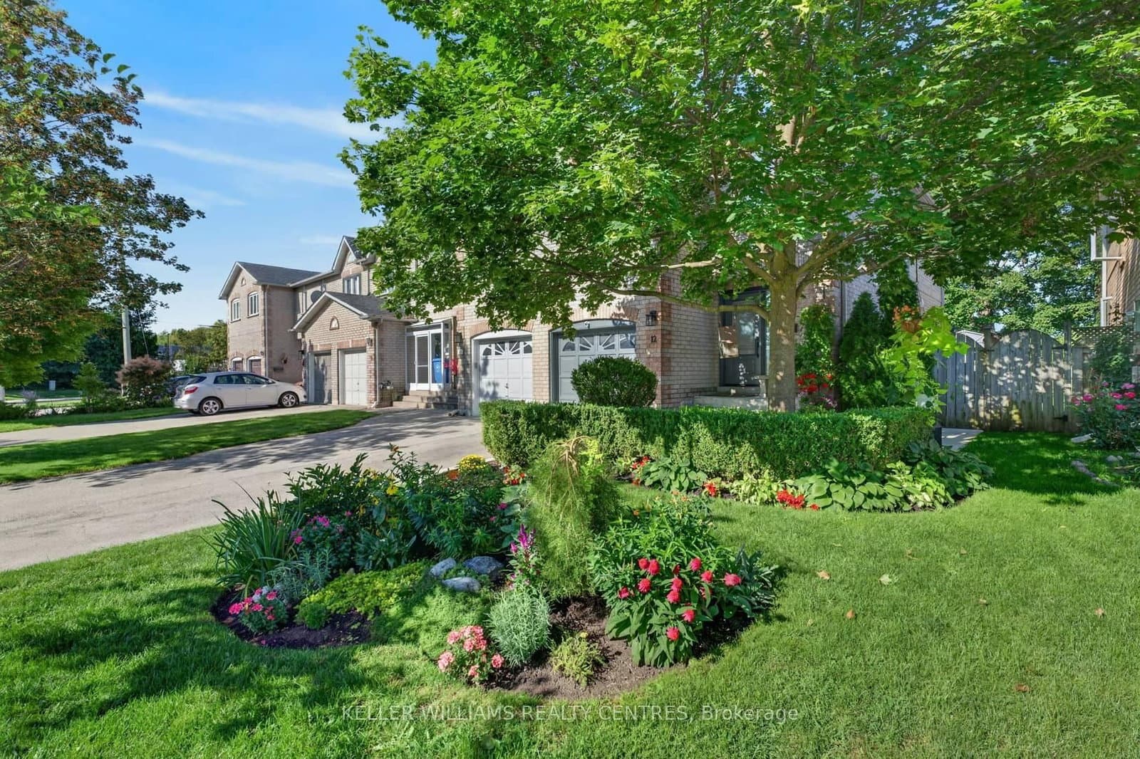 12 Lancaster Court - Image 2