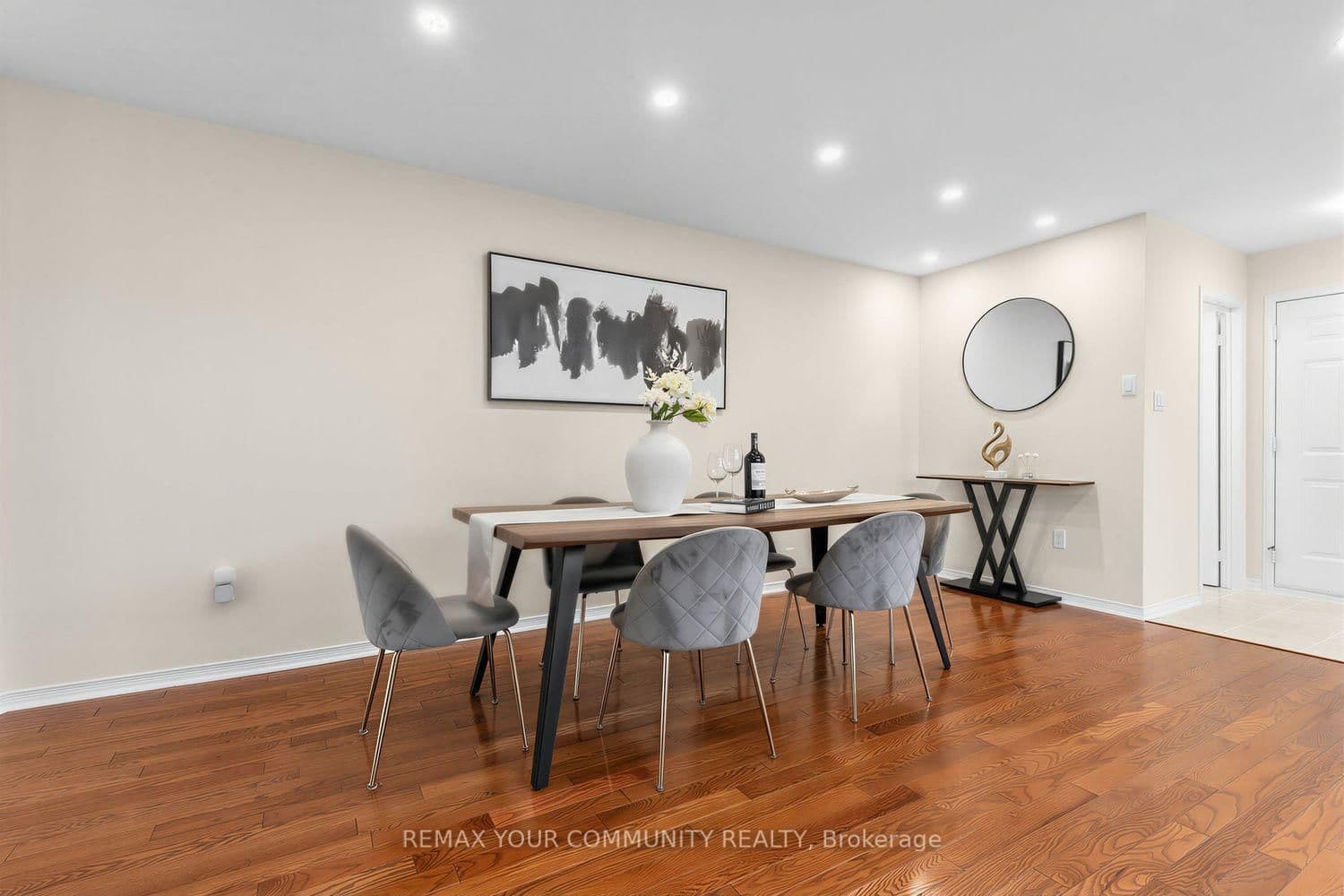 25 Bassett Avenue - Image 4