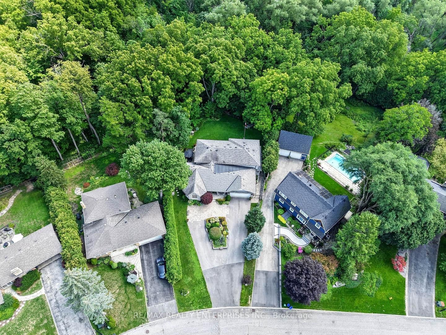 11 Christman Court - Image 2