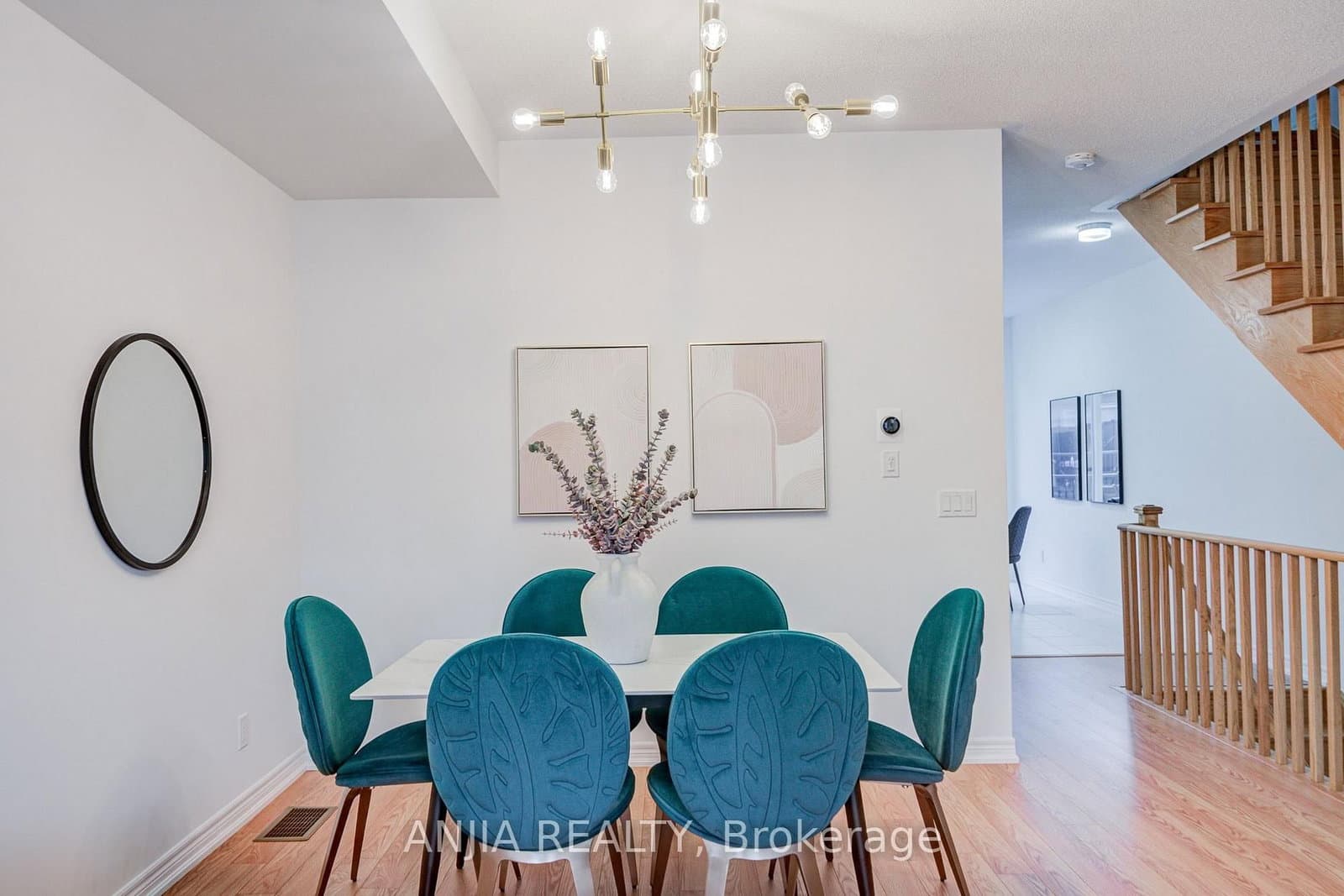 11794 Tenth Line - Image 6