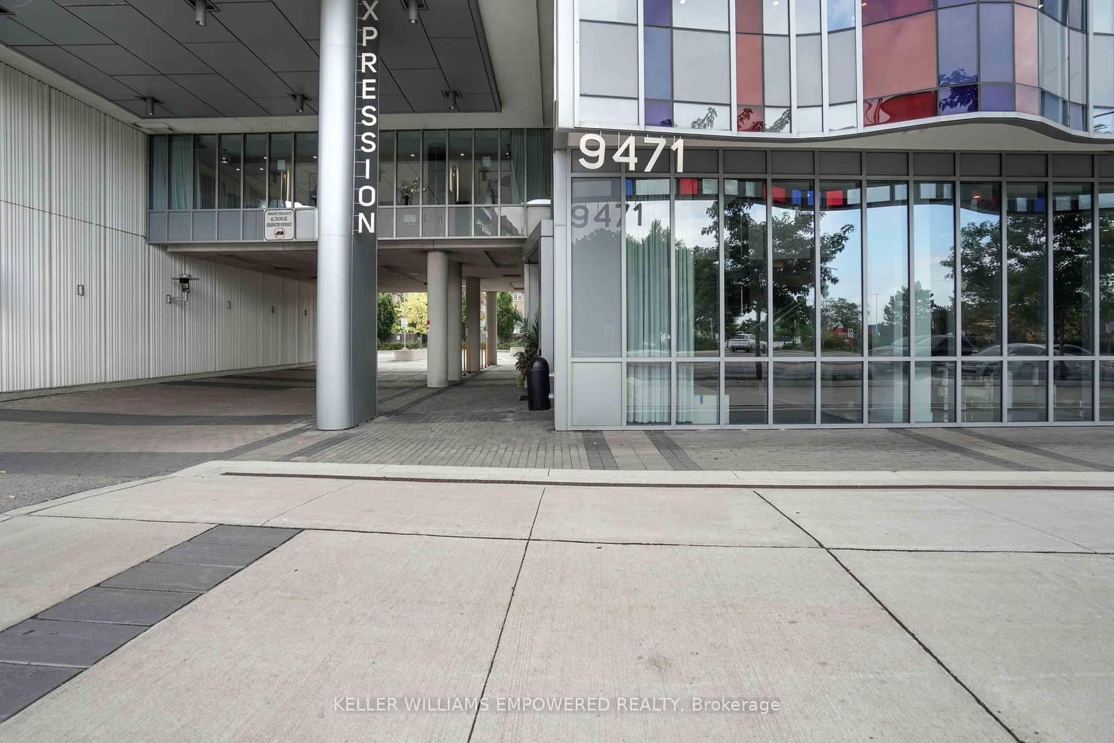 9471 Yonge Street N, Unit 811 - Image 3