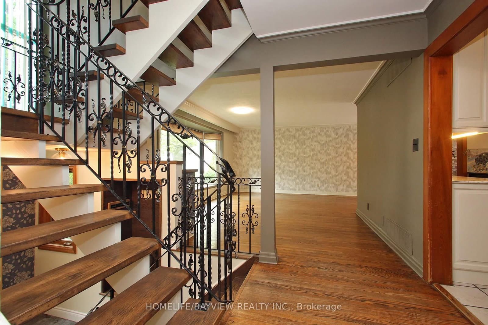 38 Christman Court - Image 4