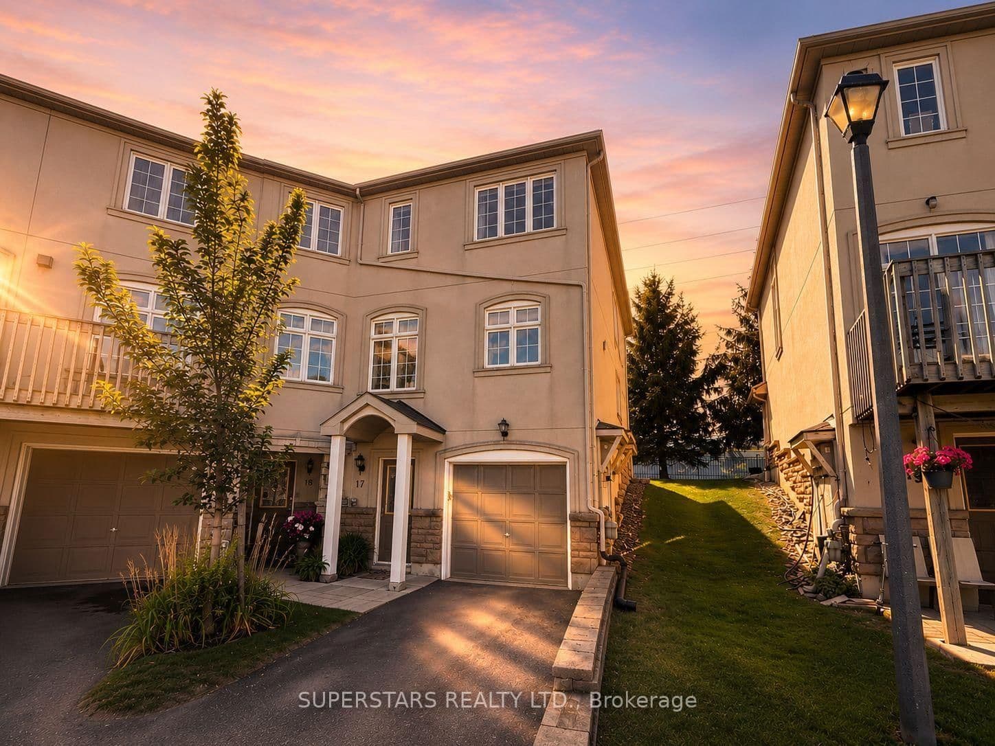 10 Post Oak Drive, Unit 18 - Image 2