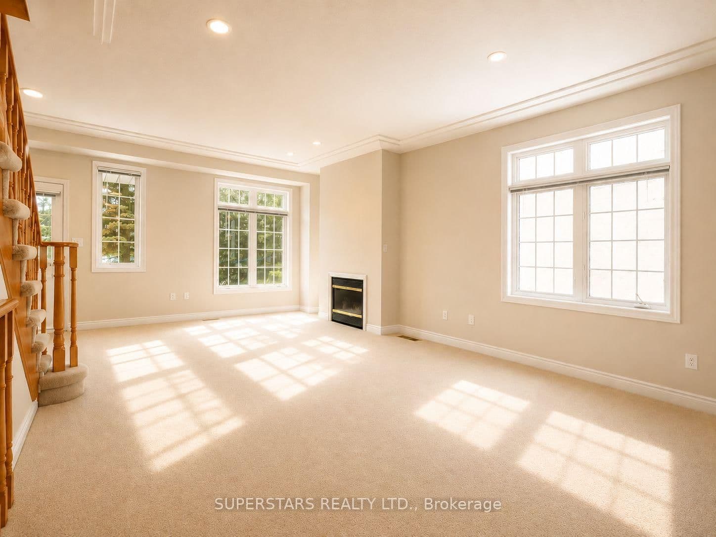10 Post Oak Drive, Unit 18 - Image 4