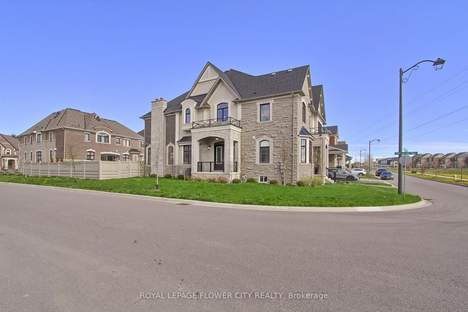 105 Morning Sparrow Drive - Image 2