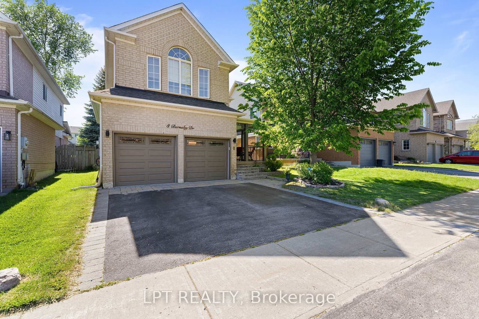 8 Burnaby Drive - Image 3