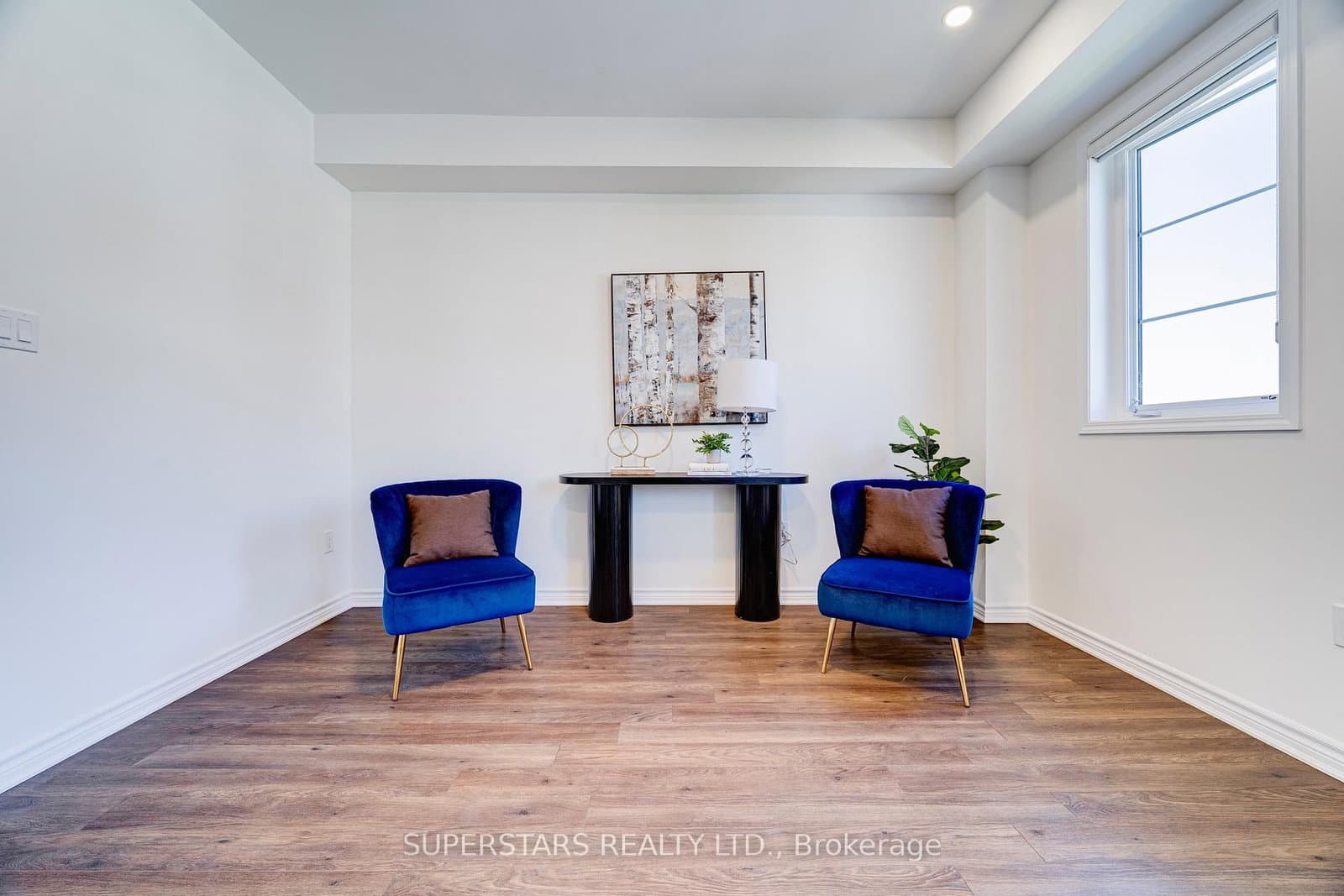 241 Rustle Woods Avenue - Image 6