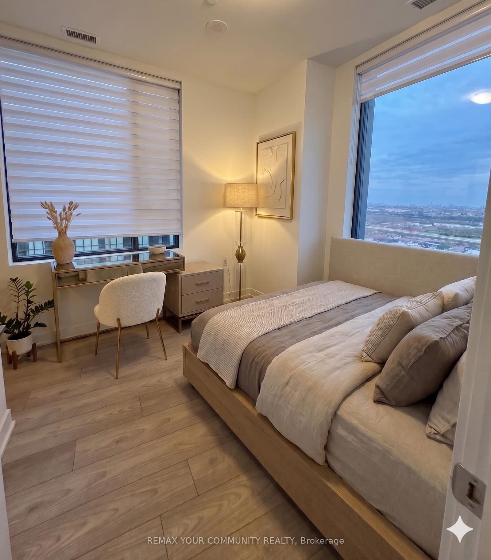 2920 Highway 7 Road, Unit 3301 - Image 3