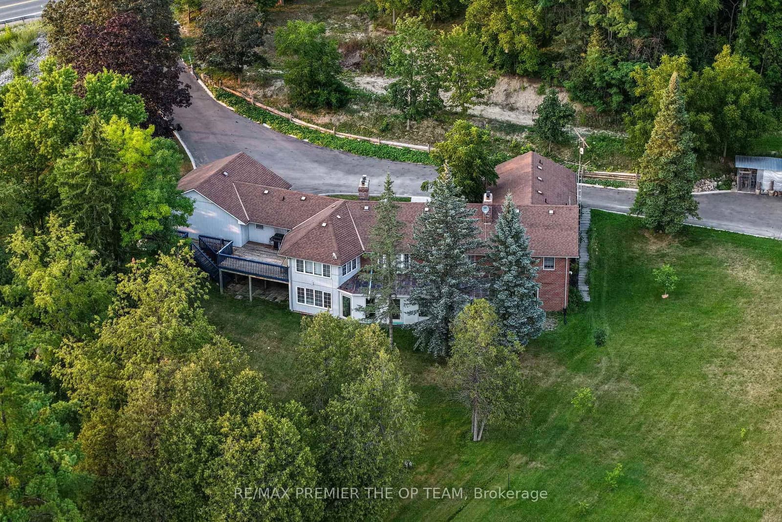 3815 King Road - Image 4
