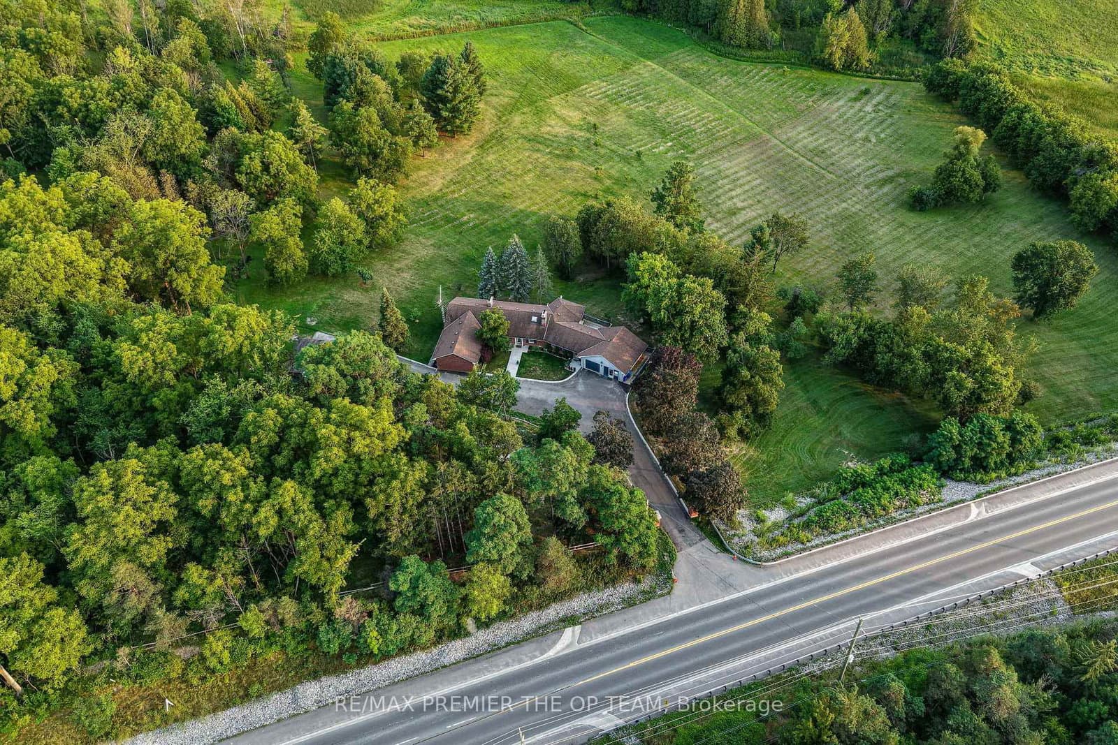 3815 King Road - Image 6