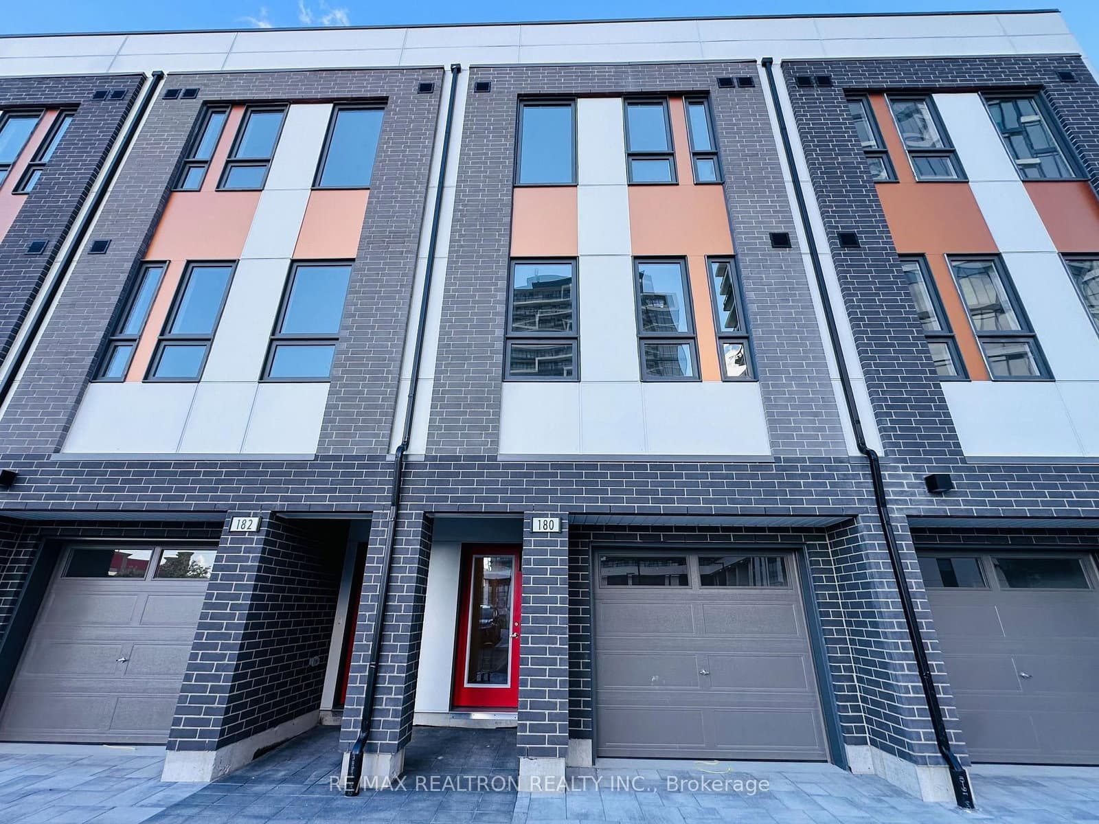 180 Anderson Avenue, Unit TH9 - Image 2