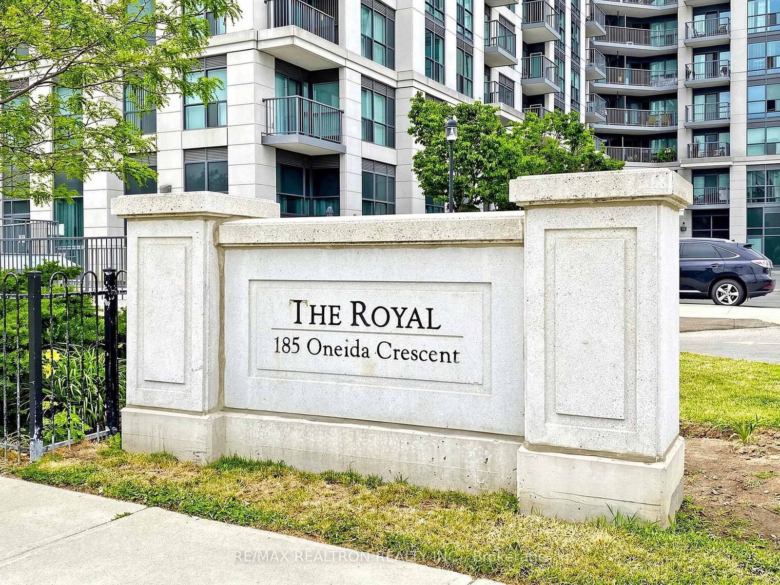 185 Oneida Crescent, Unit 918 - Image 2