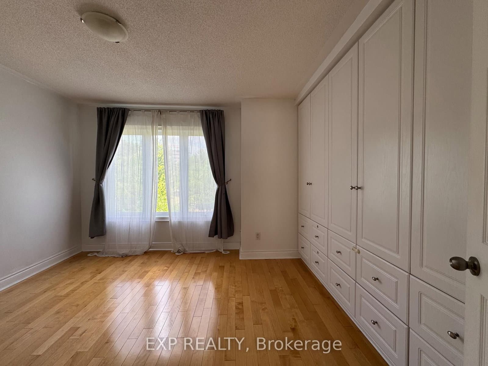 57 Galleria Parkway - Image 6