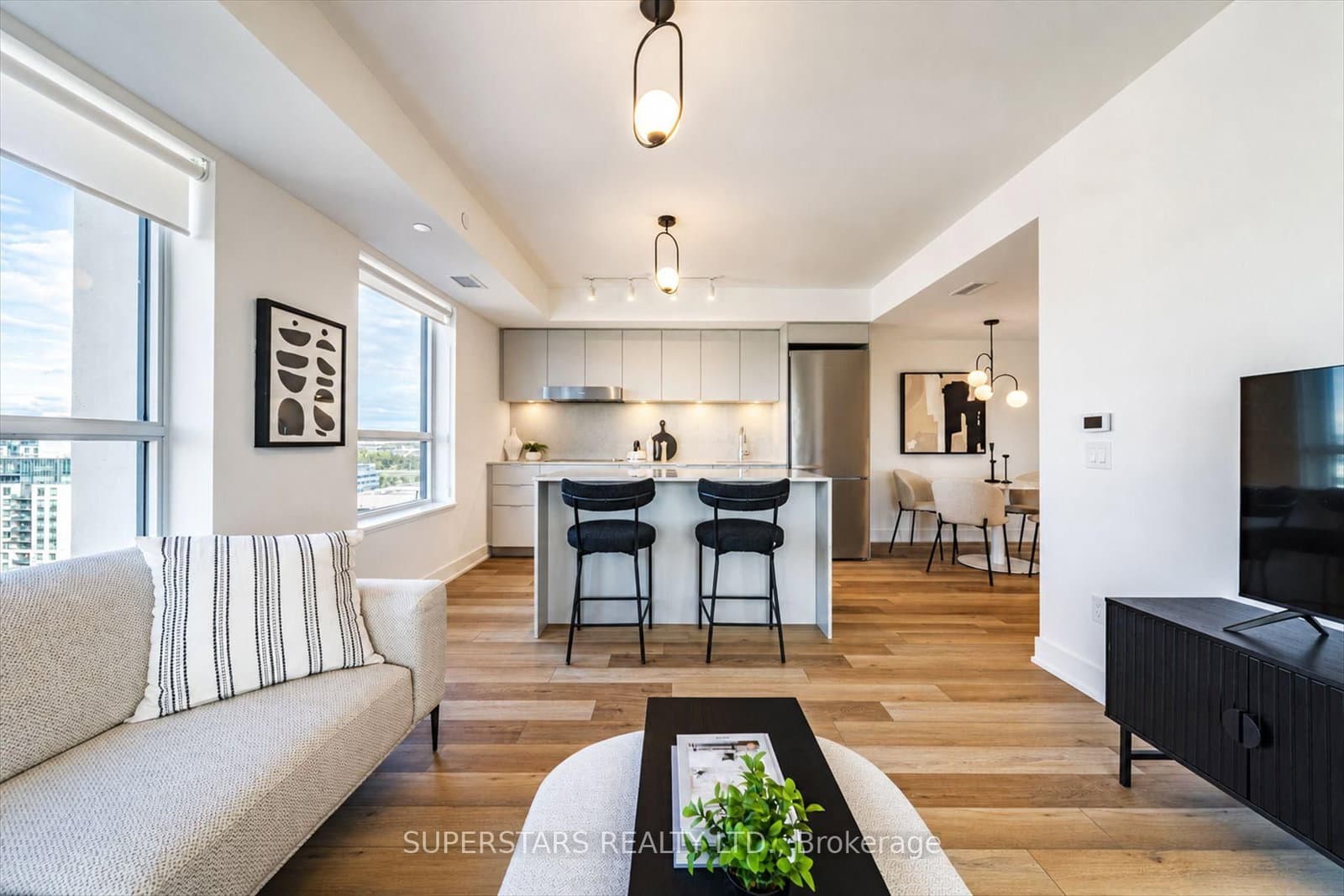 8 Cedarland Drive, Unit 1605 - Image 4