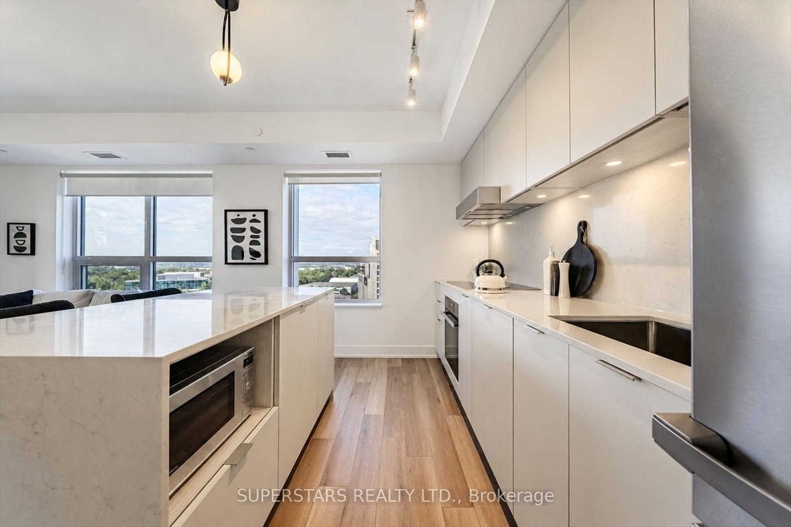 8 Cedarland Drive, Unit 1605 - Image 6