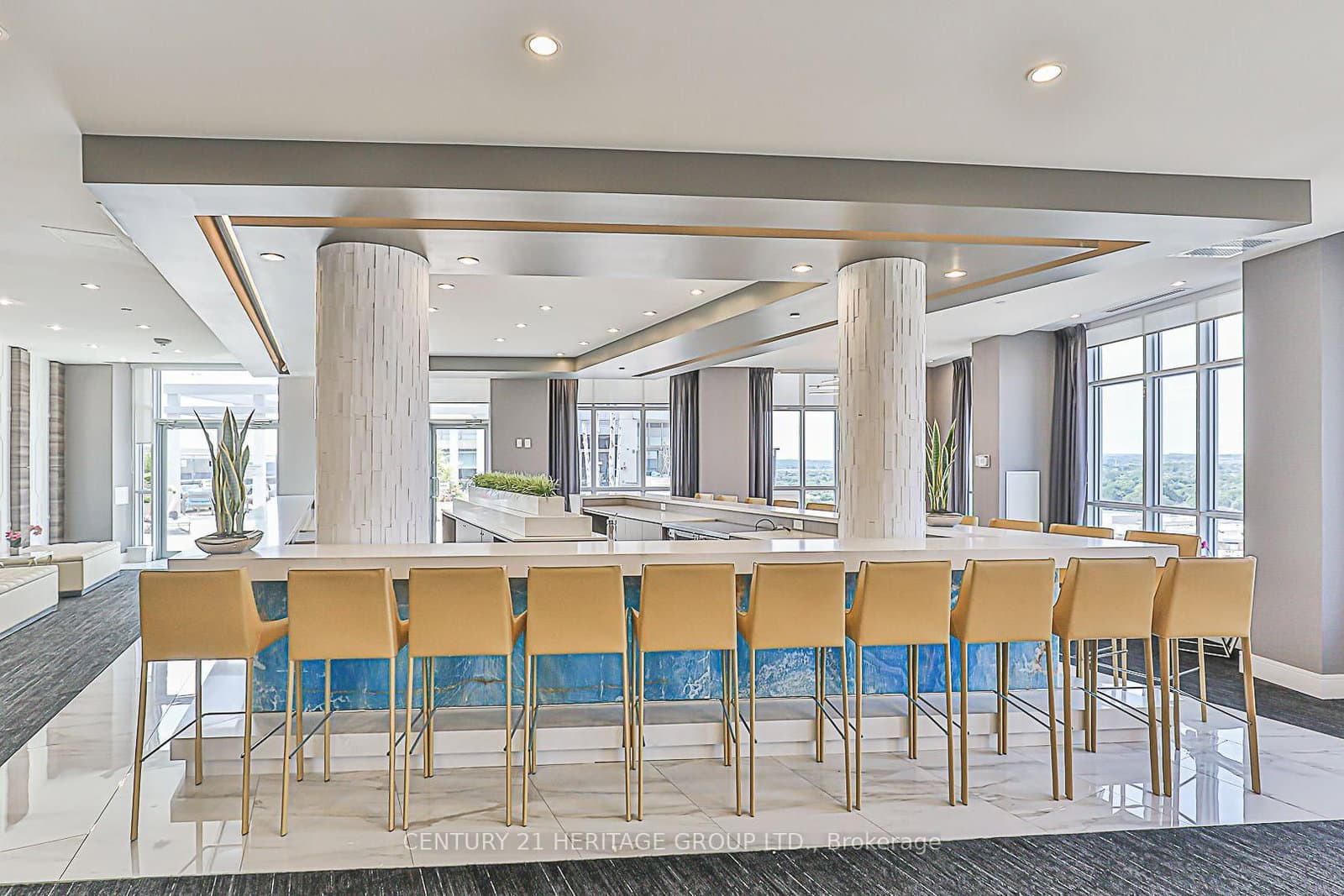 9205 Yonge Street, Unit #5LVL13 - Image 5