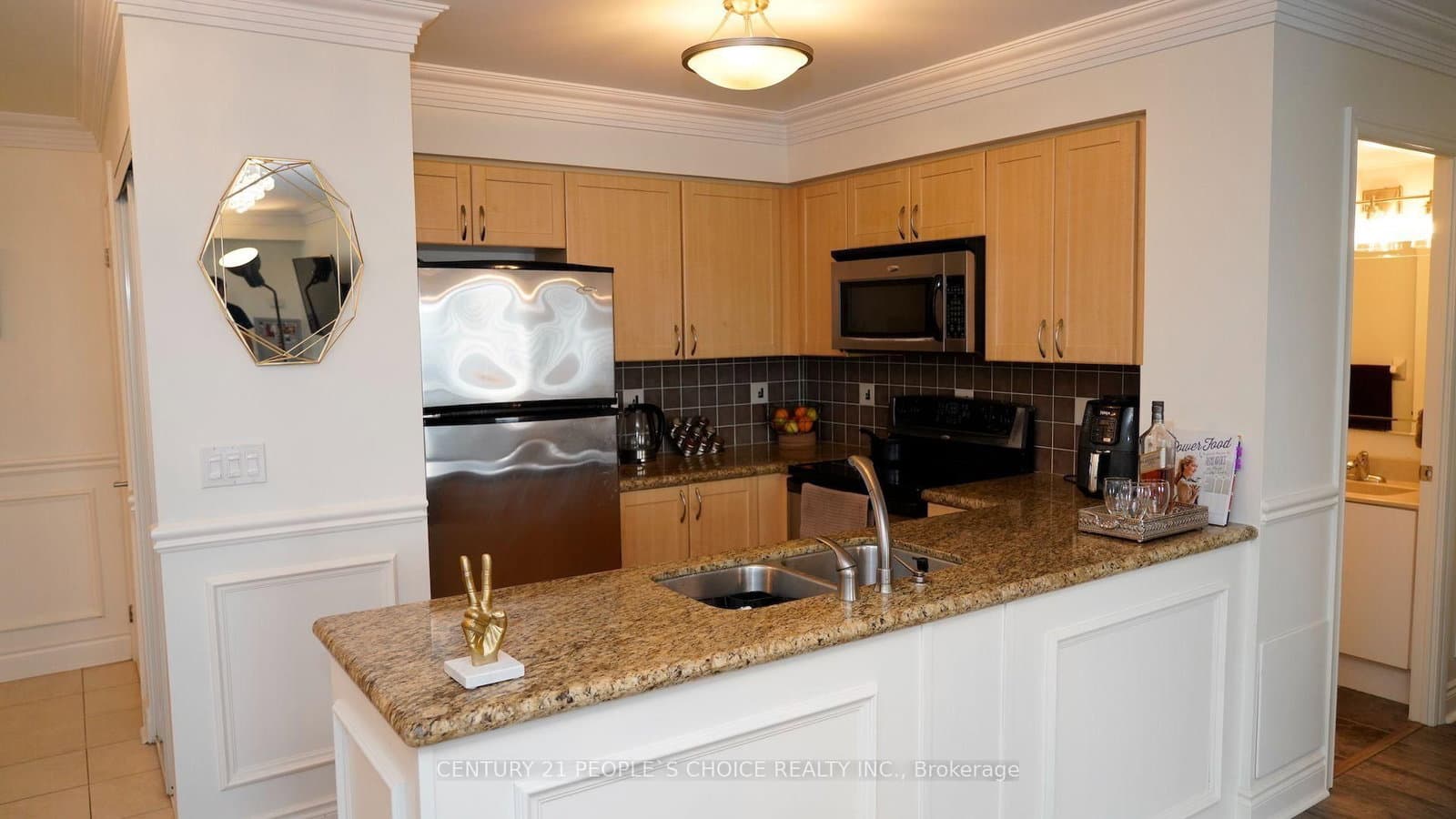 7 North Park Road, Unit 401 - Image 4