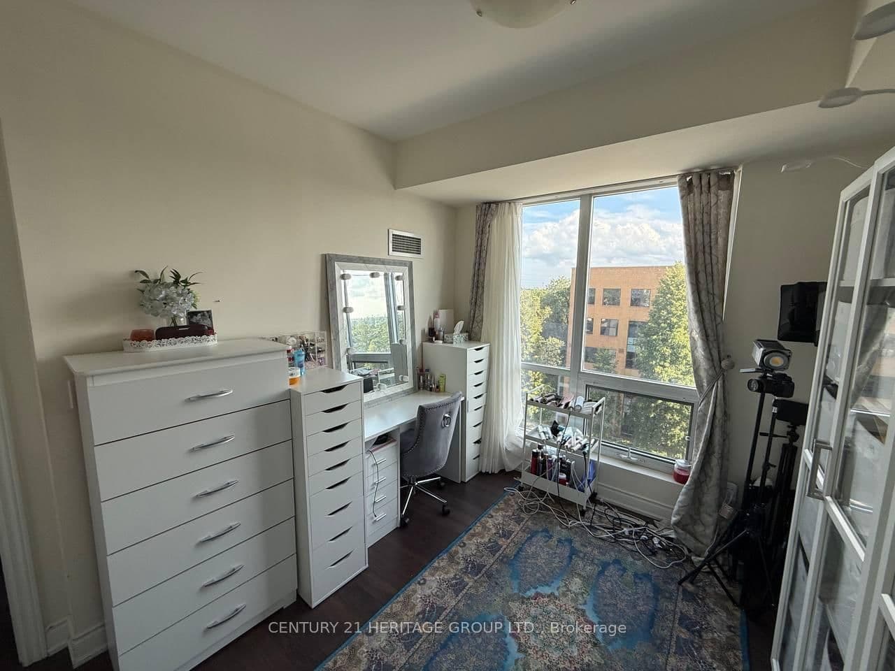9088 Yonge Street, Unit 608A - Image 4