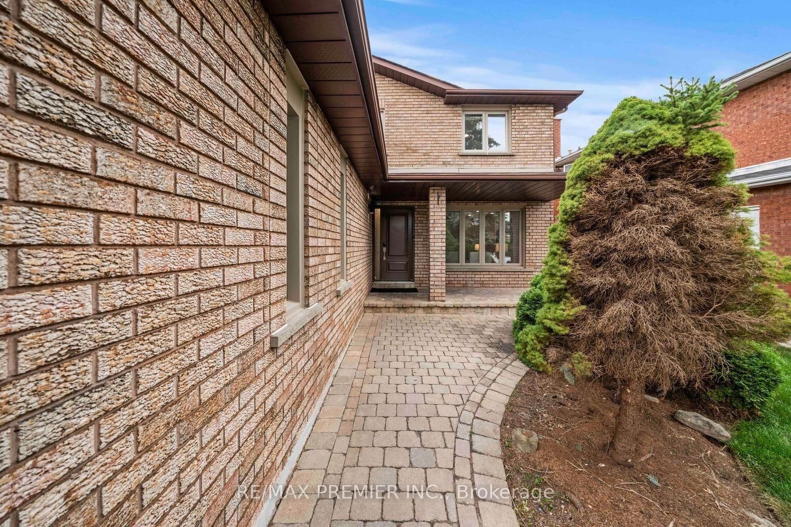 273 Belview Avenue - Image 2