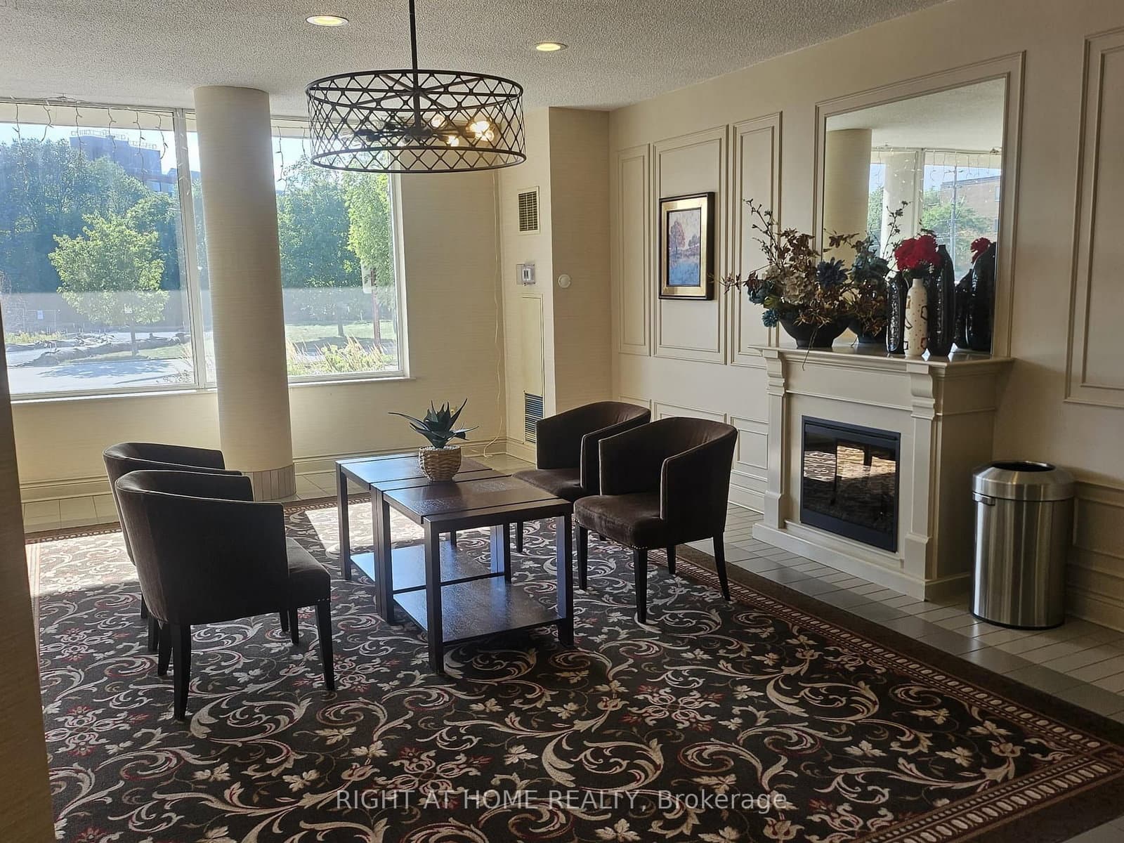 326 Major Mackenzie Drive E, Unit 111 - Image 4