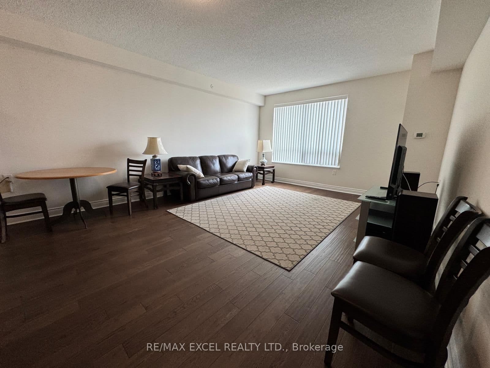 1 Sun Yat Sen Avenue, Unit 257 - Image 1