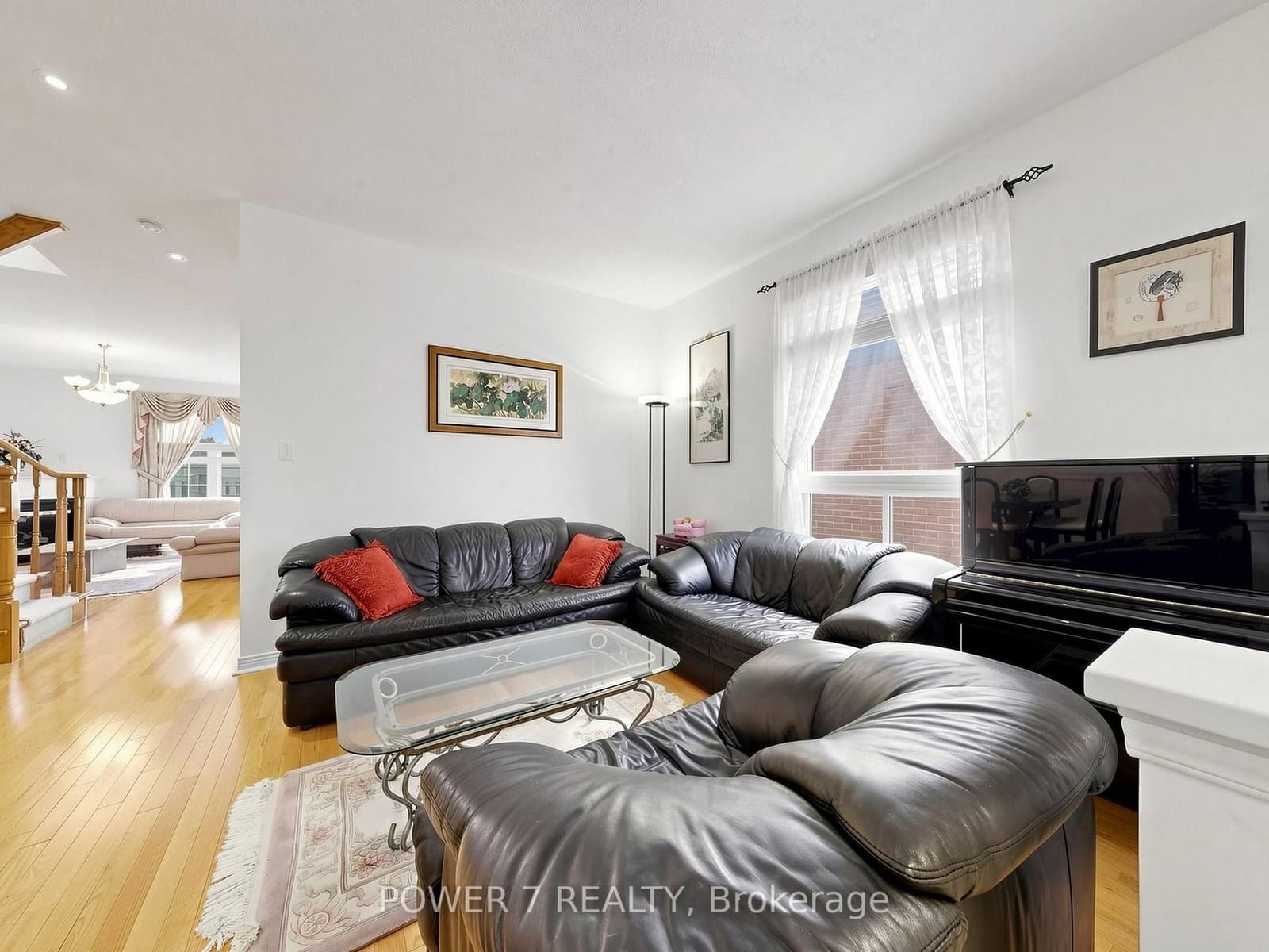 16 Barkwood Hollow - Image 4