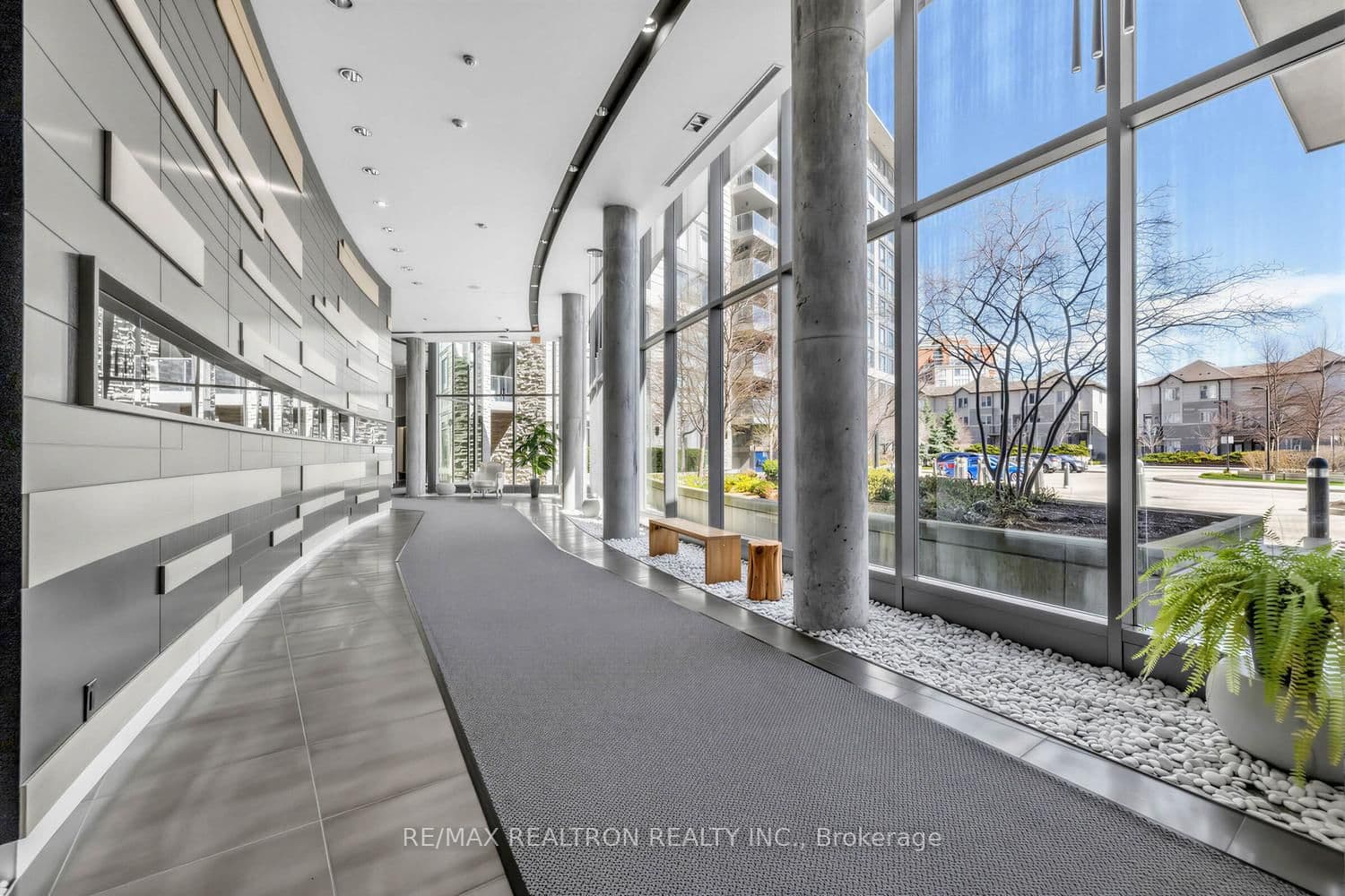 253 South Park Road, Unit Ph# 2 - Image 3